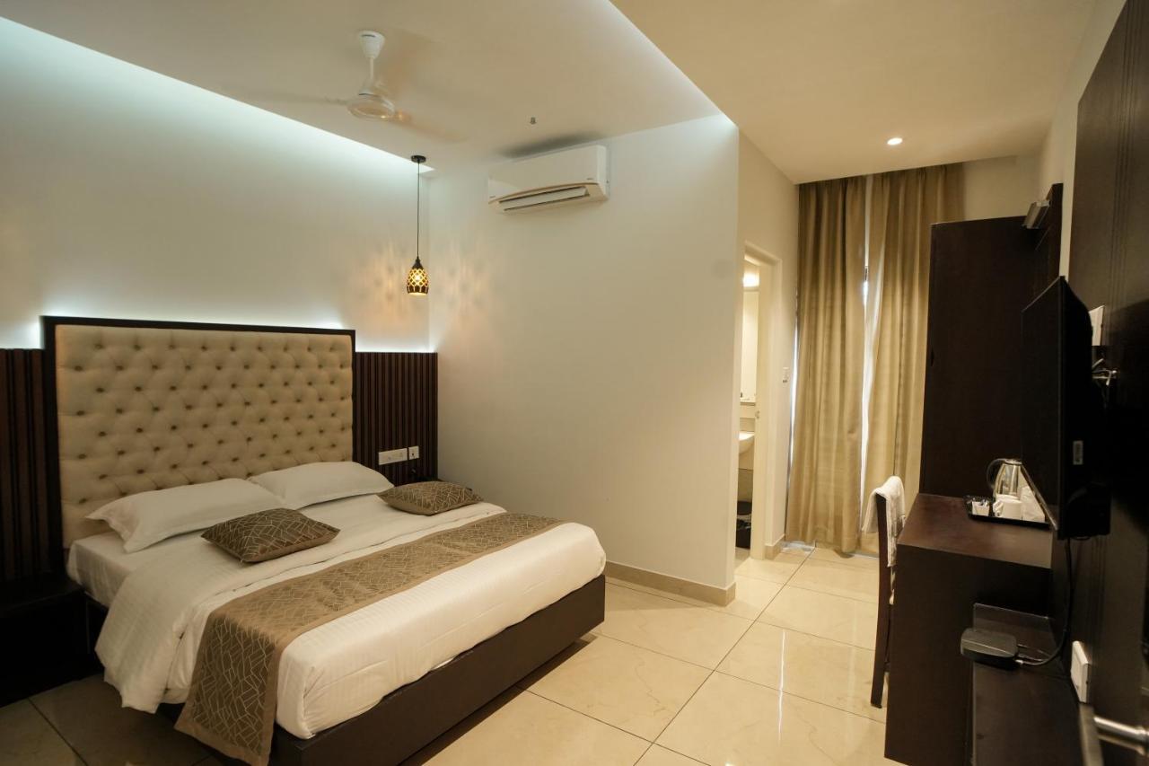 Sulu Residency Kochi Exterior foto